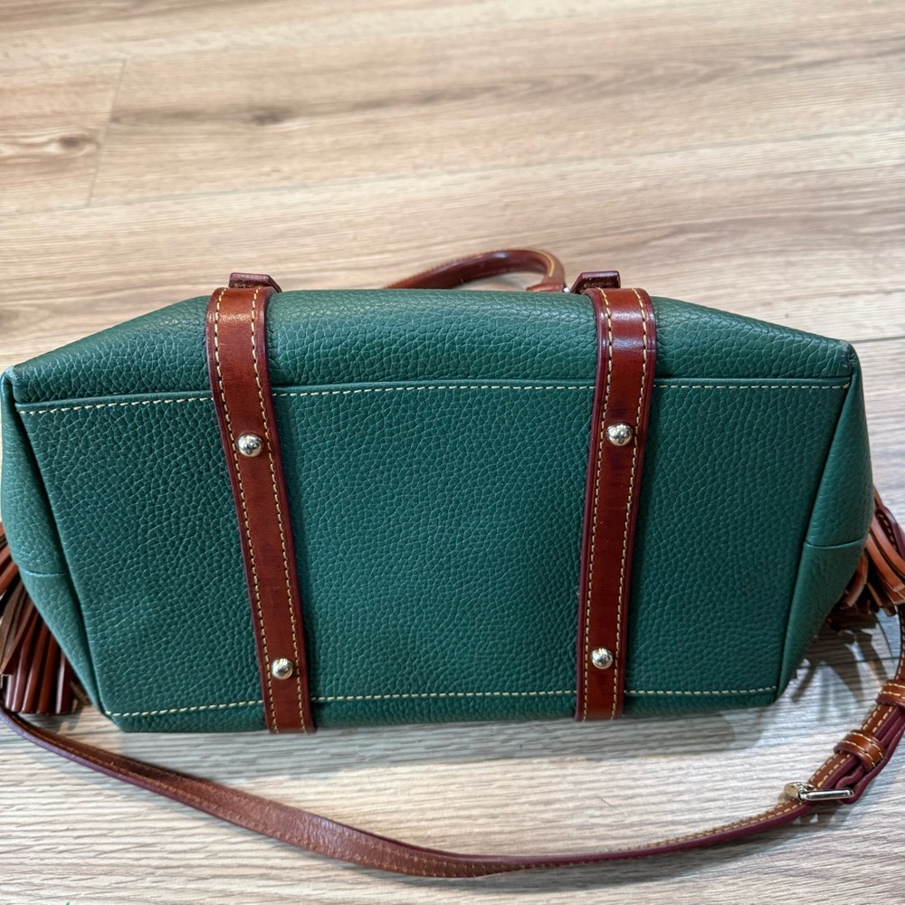 Dooney and Bourke Green Pebbled Grain Leather Bag - Picture 7 of 10